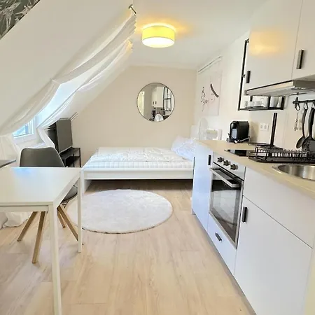 Apartment My Cozy Place - 5 Min Downtown | 18 Graz